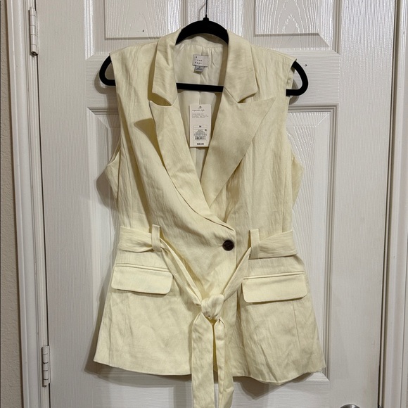 a new day Other - A New Day Cream Blazer Vest with Belt and Matching Shorts